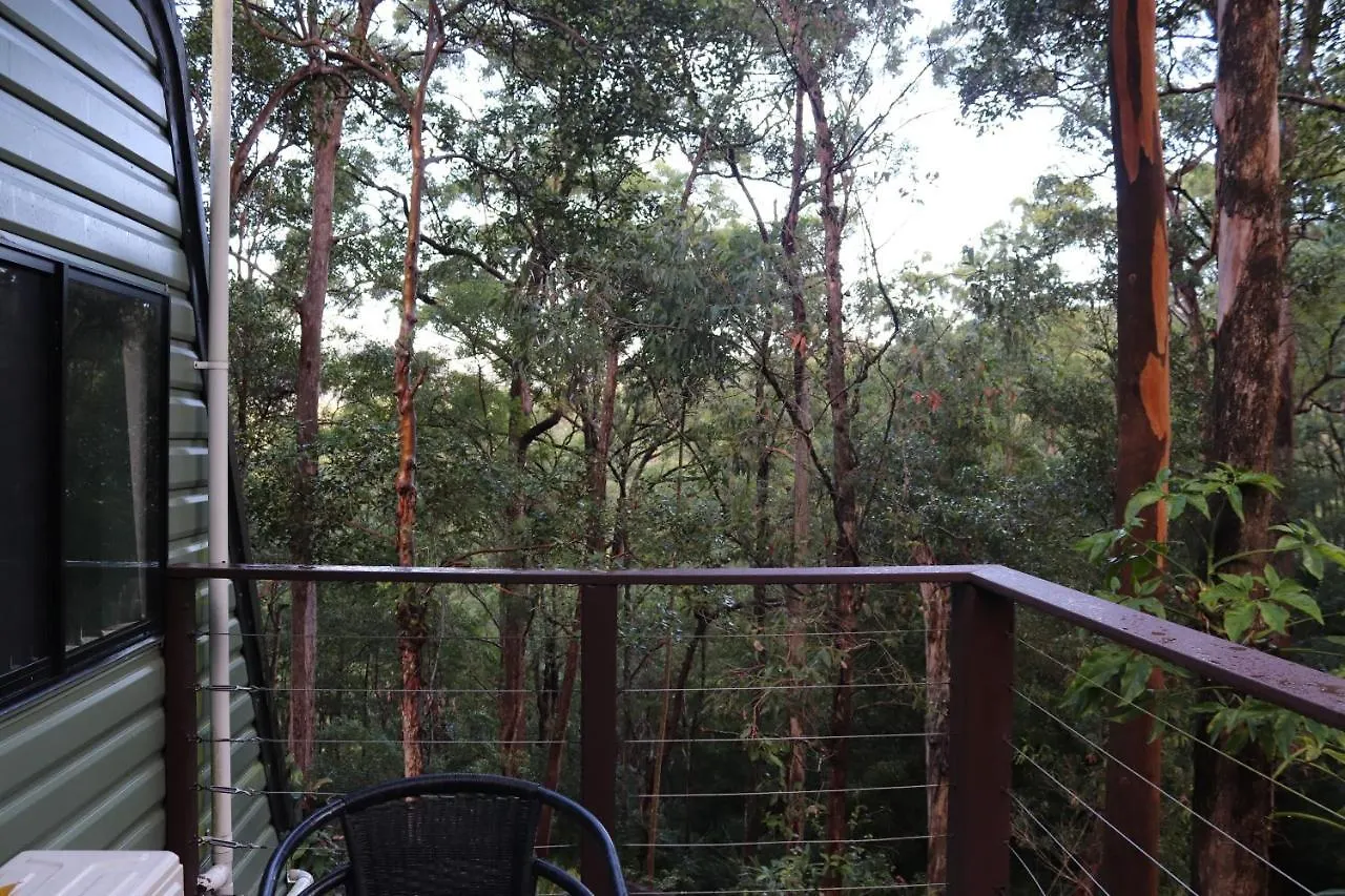 Chalet Green Trees Chalet: Nature Retreat Near Australia Zoo Landsborough Australia